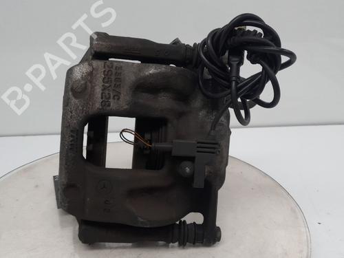 Used Right front brake caliper MERCEDES-BENZ GLA-CLASS (X156) GLA 200 CDI / d (156.908) (136 hp) 31320519