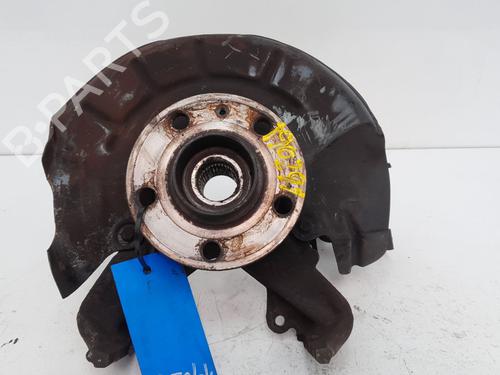 Used Right front steering knuckle VW POLO (9N_, 9A_) 1.2 12V (64 hp) 27588247