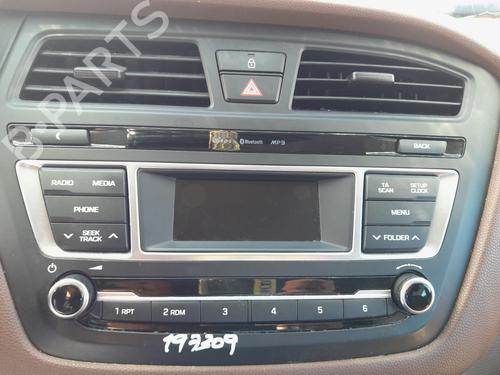 Used Radio Radio HYUNDAI i20 II (GB, IB) 1.2 (84 hp) 36502822 36502822