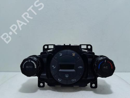 AC Styreenhet / Manøvreringsenhet FORD FIESTA VI (CB1, CCN) 1.4 TDCi (70 hp) 21520759