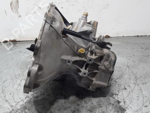 Boîte de vitesses OPEL CORSA B (S93) 1.7 D (F08, F68, M68) (60 hp) 31070427