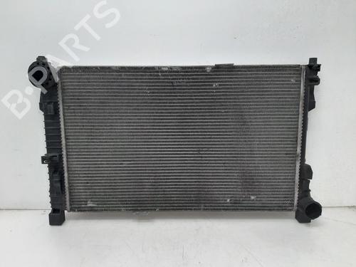 water-radiator-mercedes-benz-c-class-w203-2000-2001-2002-2003-2004-2005-2006-2007-39186456 main image