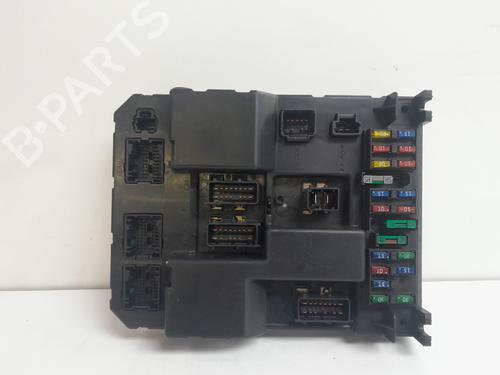 Used Fuse box Fuse box PEUGEOT 307 Break (3E) 1.6 HDi 110 (109 hp) 34133796 34133796
