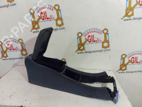 Armrest / Center console MERCEDES-BENZ C-CLASS (W203) C 220 CDI (203.006, 203.008) | BP20747806I20 