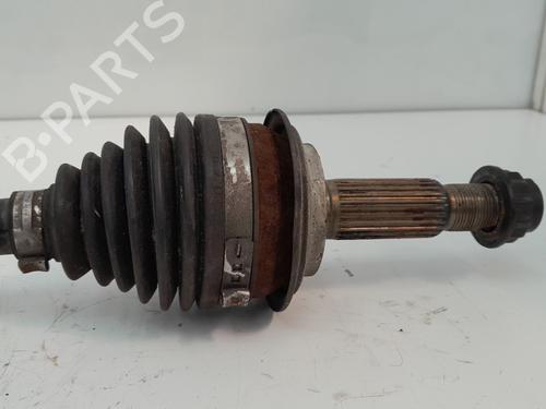 Left front driveshaft TOYOTA YARIS (_P9_) | BP30932492M38