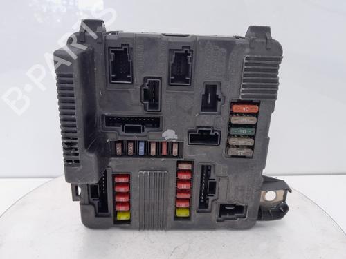 Used Fuse box RENAULT GRAND SCÉNIC II (JM0/1_) 1.9 dCi (116 hp) 28196172