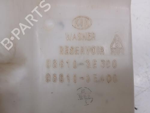 Windscreen washer tank KIA SORENTO I (JC) 2.5 CRDi | BP25478290C113 