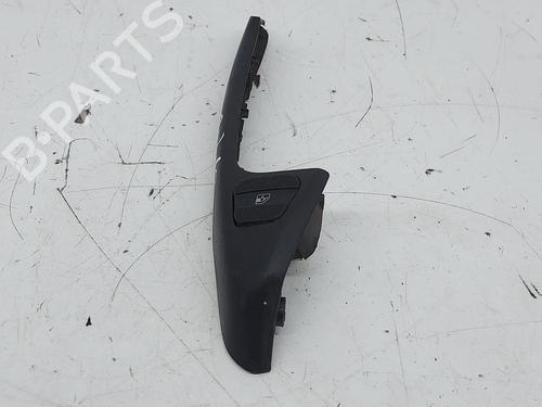 Used Right front window switch Right front window switch VW VENTO (1H2) 1.9 TDI (90 hp) 32782938 32782938