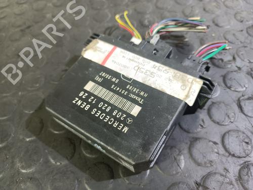 Used Comfort control module MERCEDES-BENZ E-CLASS (W210) E 300 Turbo-D (210.025) (177 hp) 20818475