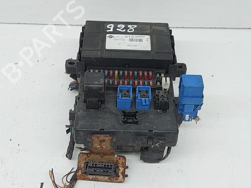 Sikringsdåse NISSAN TERRANO II (R20) 2.7 TDi 4WD (125 hp) 28670986