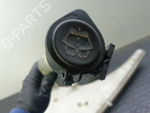 Windscreen washer tank BMW 3 (E90) 320 d | BP20825773C113 