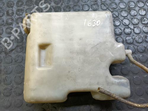 Used Windscreen washer tank MERCEDES-BENZ E-CLASS (W210) E 290 Turbo-D (210.017) (129 hp) 20828537