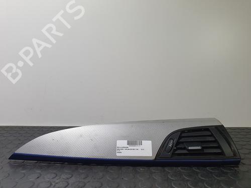 Grille d'aération BMW 1 (E87) 118 d (143 hp) 32034319