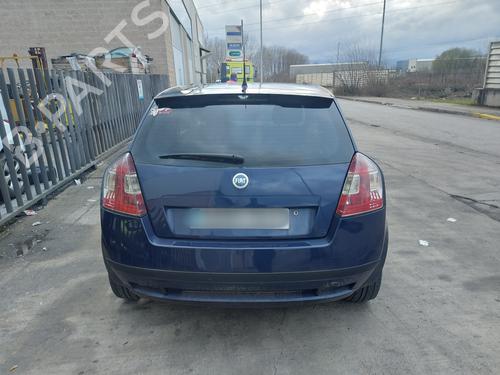 Front wiper motor FIAT STILO (192_) 1.9 JTD | BP20820428M29 