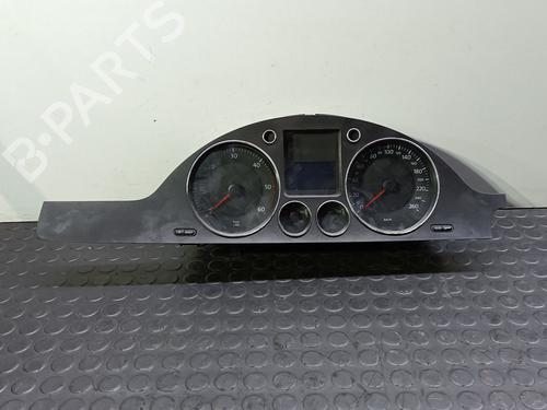 Used Instrument cluster VW PASSAT B6 (3C2) [2005-2010]  20840635