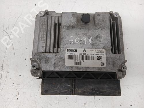 Sterownik / Moduł silnika SAAB 9-3 (YS3F, E79, D79, D75) 1.9 TiD 0281014552 | 55566421 | 1039S21746 |