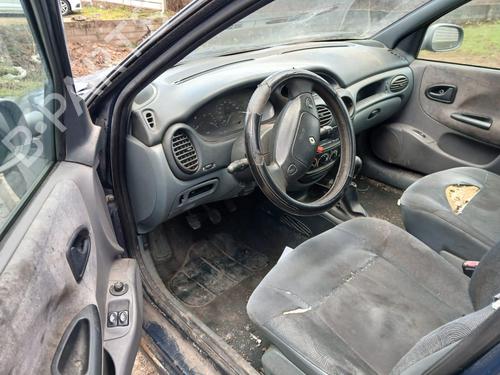Left front window switch RENAULT MEGANE I (BA0/1_) 1.9 dTi (BA1U) | BP29879275I27
