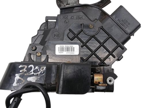 Højre bagtil lås Højre bagtil lås FORD FOCUS C-MAX (DM2) [2003-2007] 33818350 33818350