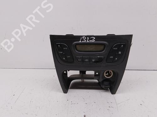 Used Climate control HYUNDAI SANTA FÉ I (SM) 2.4 16V (146 hp) 29731616