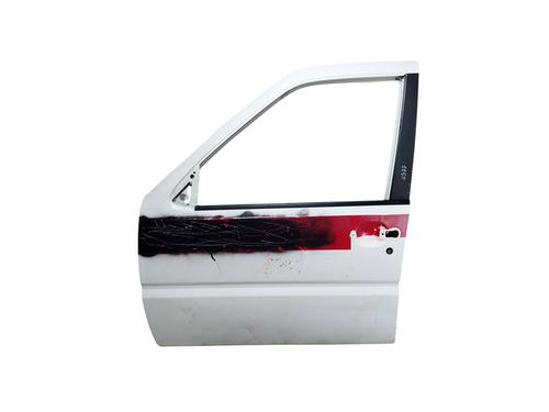 Used Left front door Left front door NISSAN TERRANO II (R20) 2.7 TDi 4WD (125 hp) 40282013 40282013