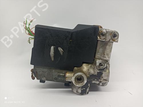 Used ABS pump MERCEDES-BENZ 124 Saloon (W124) 200 D (124.120) (75 hp) 21045999