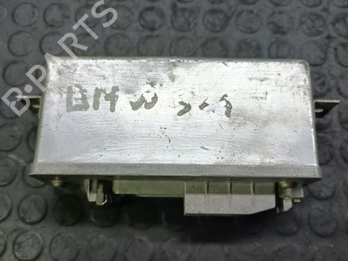 Used Control unit BMW 5 (E34) 520 i 24V (150 hp) 20838506
