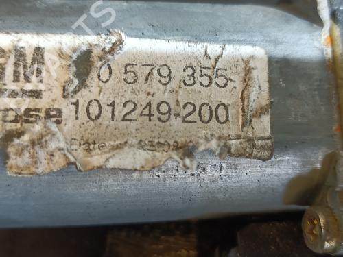 Front left window mechanism OPEL ZAFIRA A MPV (T98) 2.2 DTI 16V (F75) | BP20821197C22 