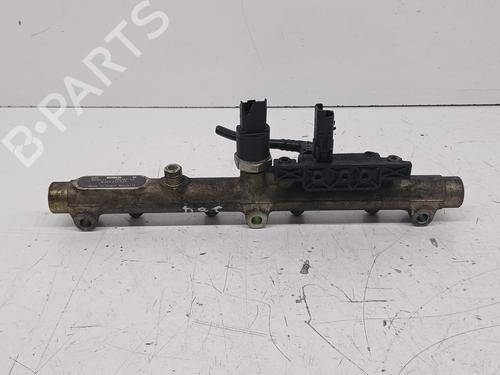 Used Injection rail PEUGEOT 607 (9D, 9U) 2.2 HDi (133 hp) 27334860