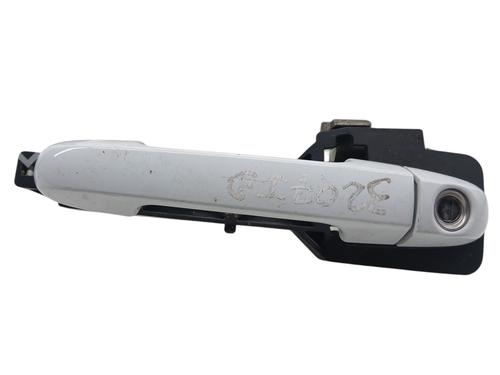 Used Front left exterior door handle KIA CEE'D Hatchback (ED) [2006-2012]  32010829