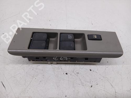 Venstre fortil elrude kontakt NISSAN PATHFINDER III (R51) [2005-2025]  25986383