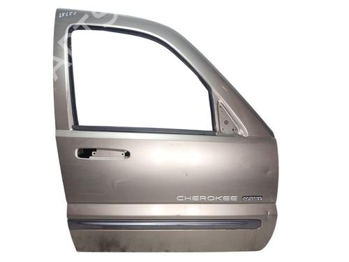 Used Right front door Right front door 38269852 38269852