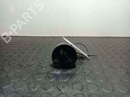 Used Headlight switch VW GOLF IV (1J1) 1.9 TDI (101 hp) 20816667
