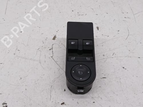 Used Left front window switch OPEL ASTRA H (A04) [2004-2014]  27989047