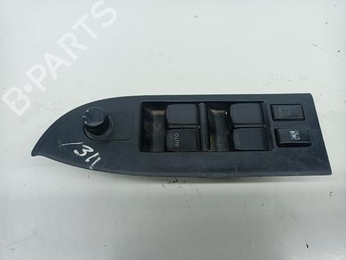 Used Left front window switch SUZUKI GRAND VITARA II (JT, TE, TD) 1.9 DDiS All-wheel Drive (JT419, TD44, JB419WD, JB419XD,... (129 hp) 28716394