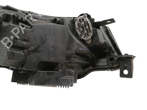 Left headlight LAND ROVER DISCOVERY V (L462) 2.0 Sd4 4x4 | BP31873792C28 