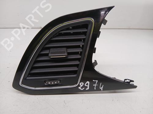 Used Air vent SEAT LEON (5F1) [2012-2021]  32423548