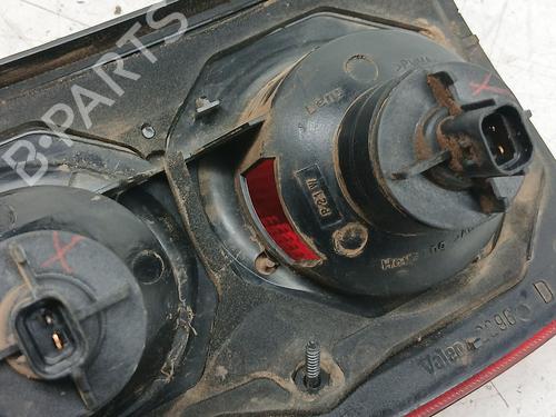 Right taillight LAND ROVER FREELANDER I (L314) 2.0 Td4 4x4 | BP26191127C35 