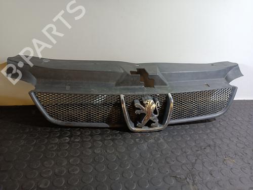 Grill PEUGEOT 406 (8B) 2.2 HDi (133 hp) 20815604