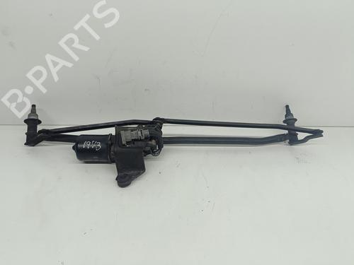 Used Front wiper motor NISSAN INTERSTAR Van (X70) dCI 90 (90 hp) 31671636
