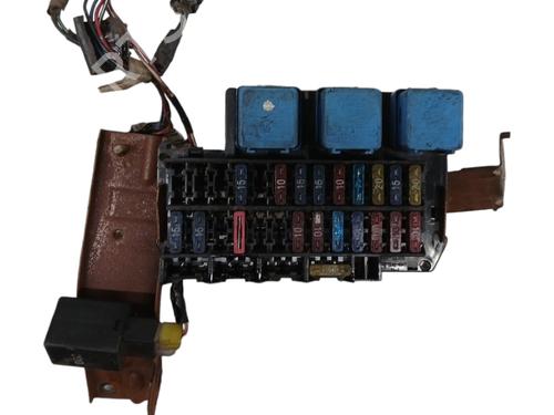 Used Fuse box Fuse box FORD MAVERICK (UDS, UNS) 2.7 TD (100 hp) 35738203 35738203