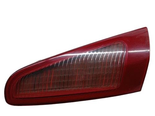 Højre baglygte Højre baglygte ALFA ROMEO 147 (937_) 1.9 JTD (937.AXD1A, 937.BXD1A, 937.AXV1A, 937.BXB1A,... (115 hp) 33818309 33818309