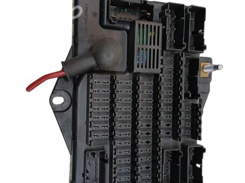 Used Fuse box Fuse box 38445653 38445653