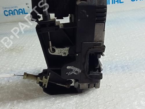 Used Front right lock OPEL ZAFIRA A MPV (T98) 1.6 16V (F75) (101 hp) 20827657