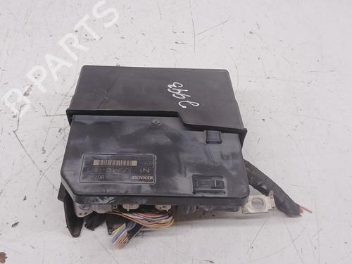 Used Fuse box RENAULT MEGANE II Estate (KM0/1_) 1.6 16V (112 hp) 27840099