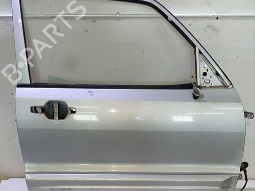 Used Right front door MITSUBISHI PAJERO III (V7_W, V6_W) 3.2 Di-D (V68W, V78W) (165 hp) 20844630