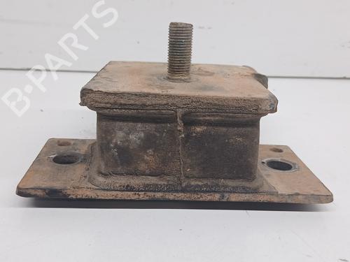 Used Engine mount NISSAN PATROL III/1 Hardtop (K160) [1979-1989]  32502263