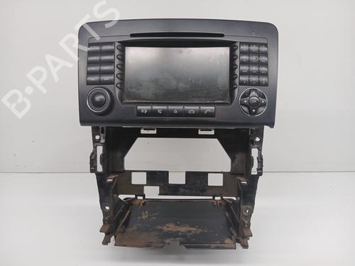 Used Display monitor MERCEDES-BENZ M-CLASS (W164) ML 320 CDI 4-matic (164.122) (224 hp) 31646457