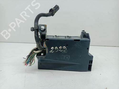 Sikringsdåse NISSAN PICK UP (D22) 2.5 TD 4WD (103 hp) 32507765