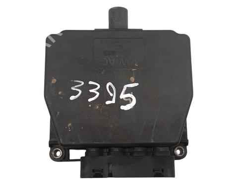 Module électronique VW TOURAN (1T1, 1T2) [2003-2011]  32010775