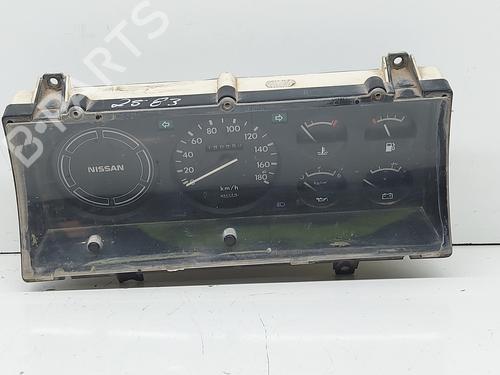 Used Instrument cluster NISSAN PATROL III/1 Hardtop (K160) [1979-1989]  26569296